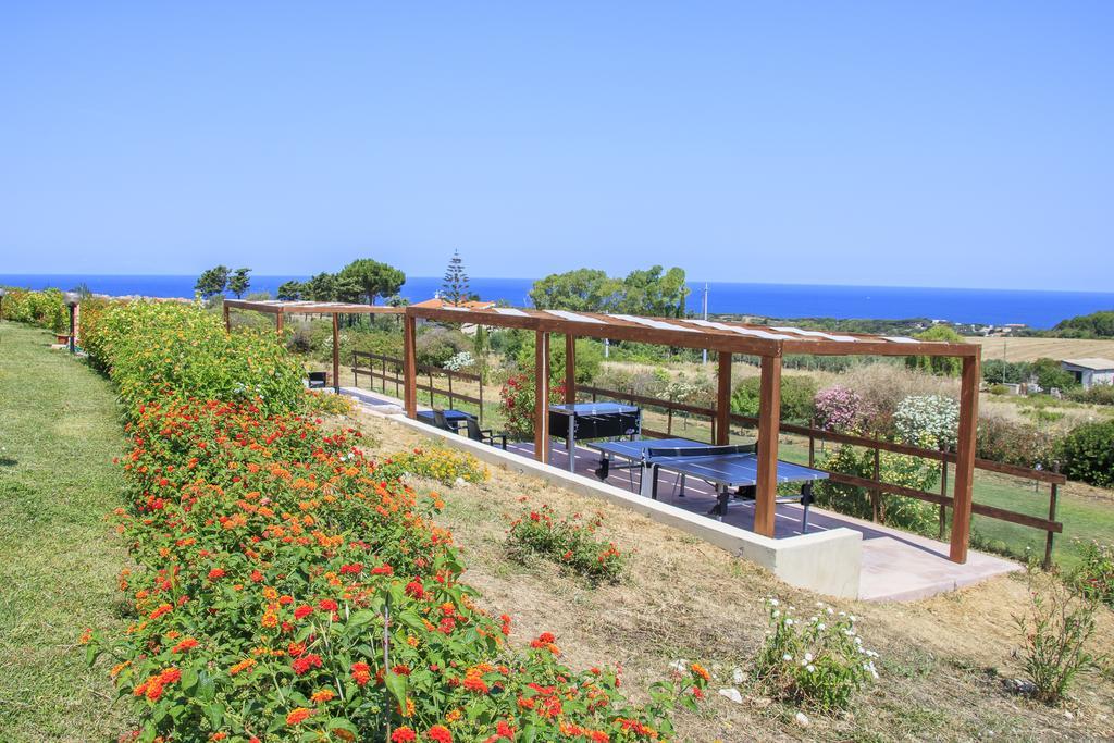 Abbaidda Hotel Valledoria (Sardinia) Exterior foto
